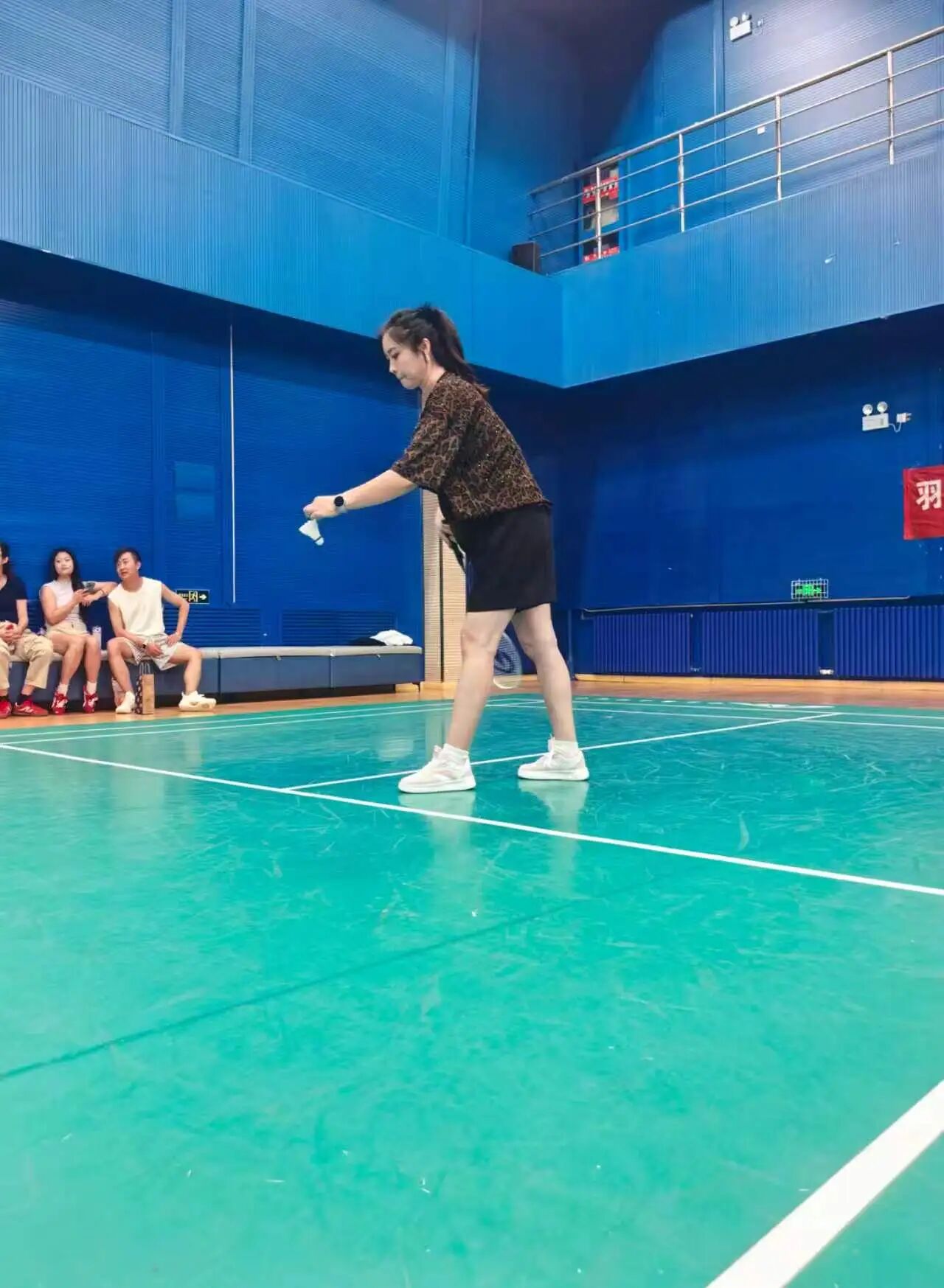 羽毛球赛结尾